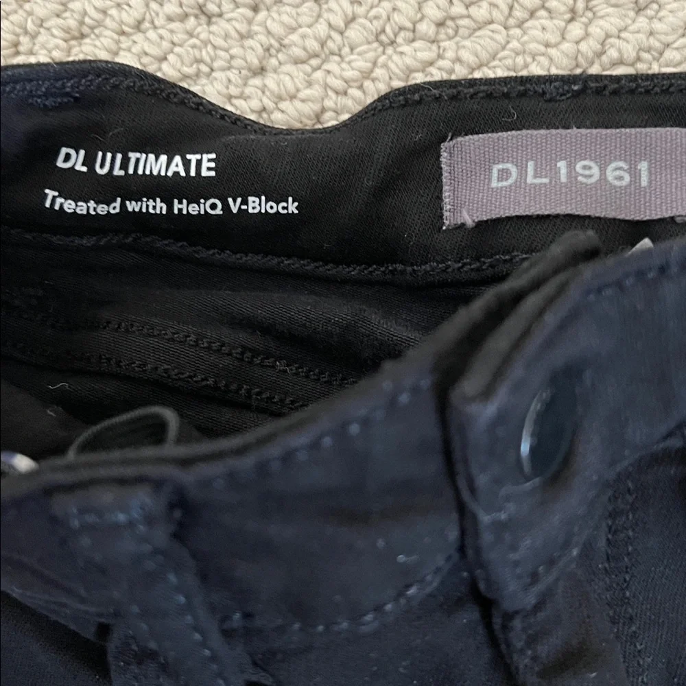 DL1961 Ultimate Black Denim Skinny Stretch - Picture 4 of 7